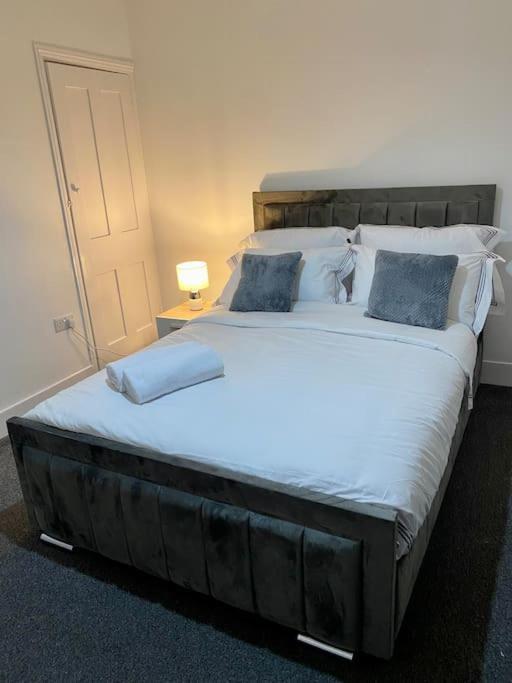 Home In Medway Gillingham 질링엄 외부 사진